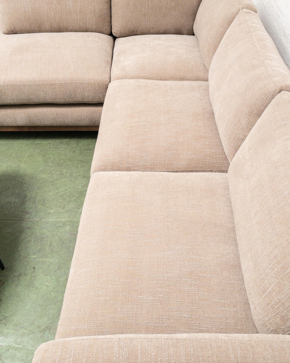 Lisette Sectional in Chandler Cocoa
