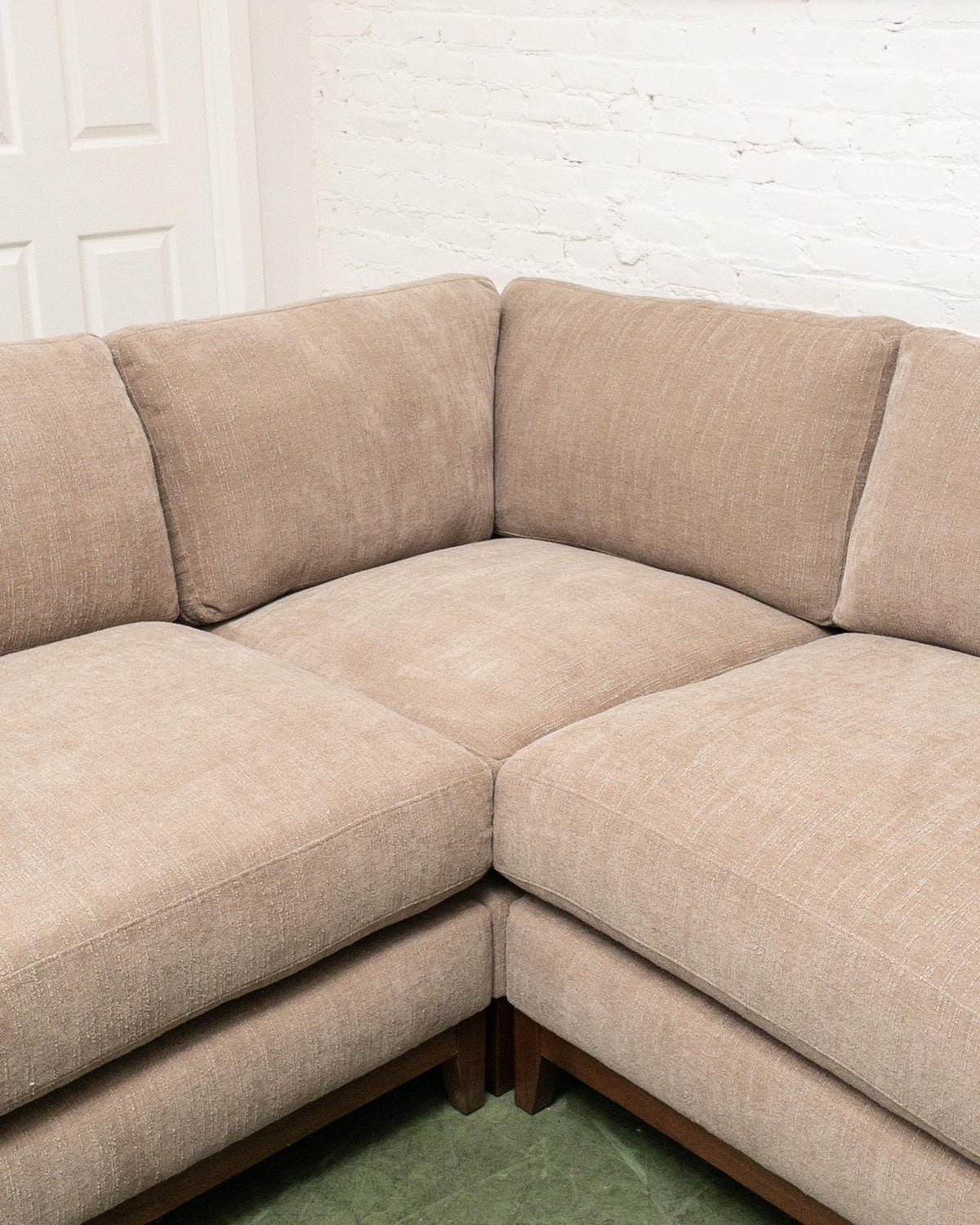 Lisette Sectional in Chandler Cocoa