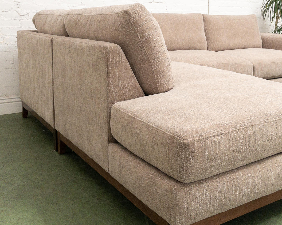 Lisette Sectional in Chandler Cocoa
