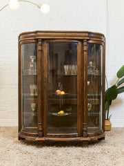 Antique Circa 1900 Bow Front Quarter Sawn Oak China Cabinet Hutch Display