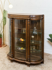 Antique Circa 1900 Bow Front Quarter Sawn Oak China Cabinet Hutch Display