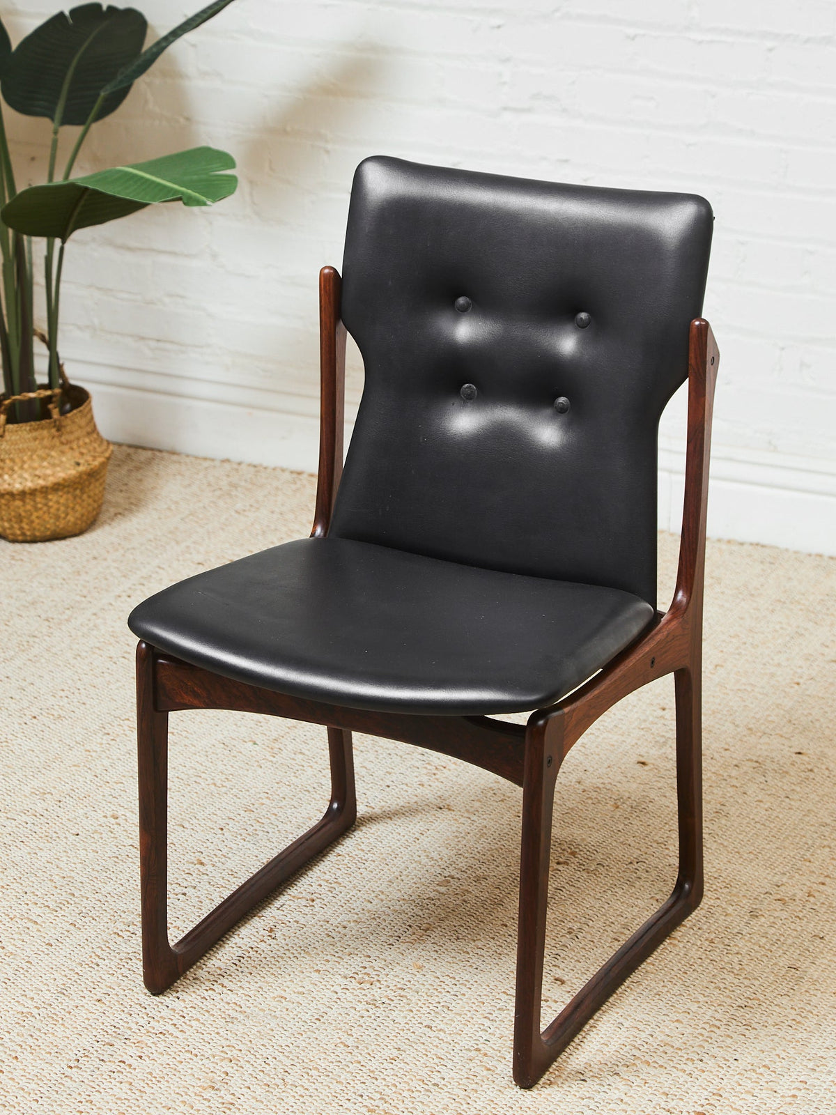Rare Set of Danish Vamdrup Stolefabrik Rosewood Dining Chairs
