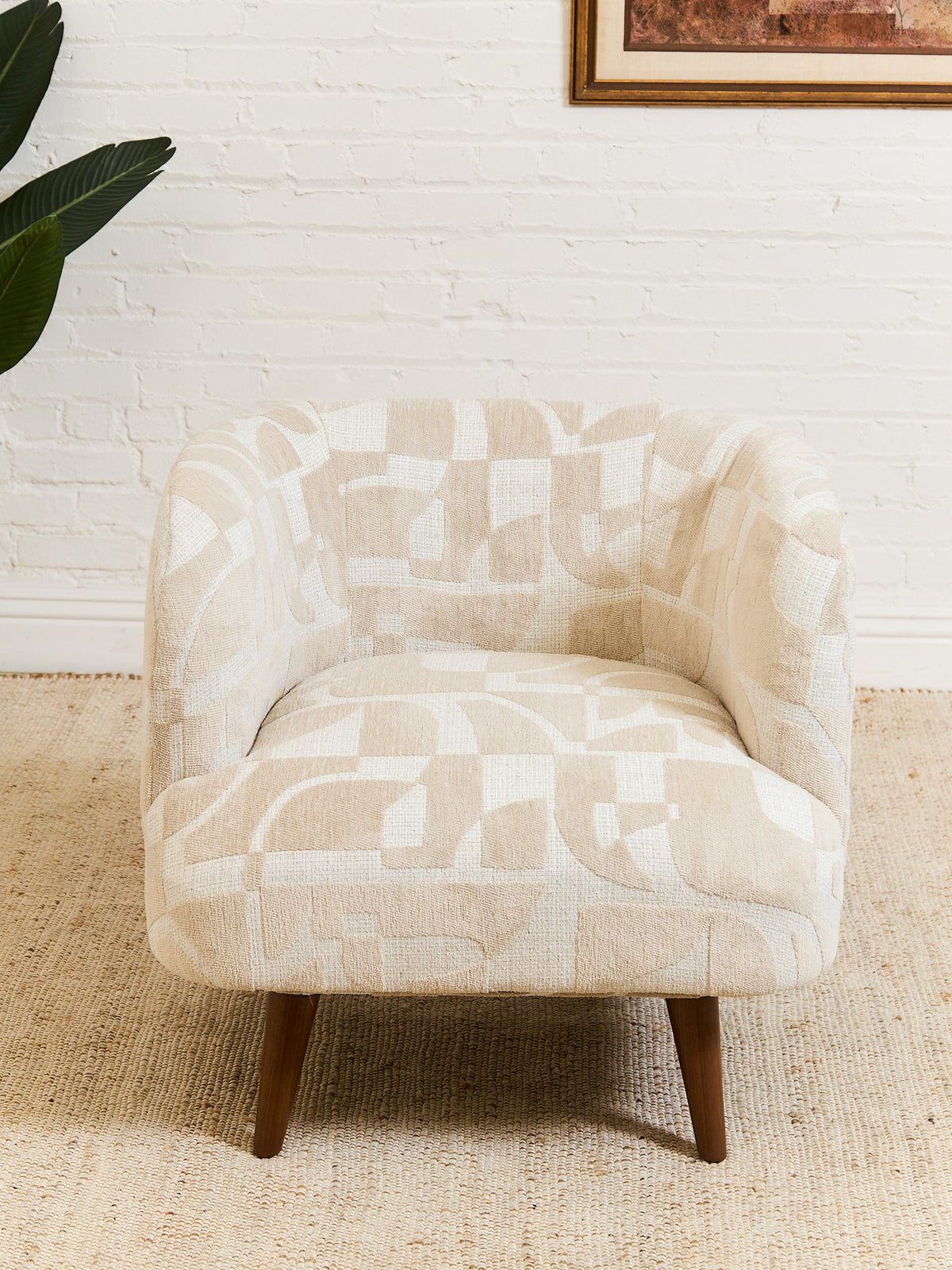 Sabin Swivel Chair in Kali Porclain