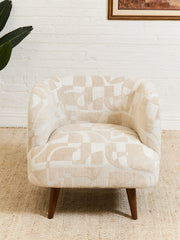 Sabin Swivel Chair in Kali Porclain