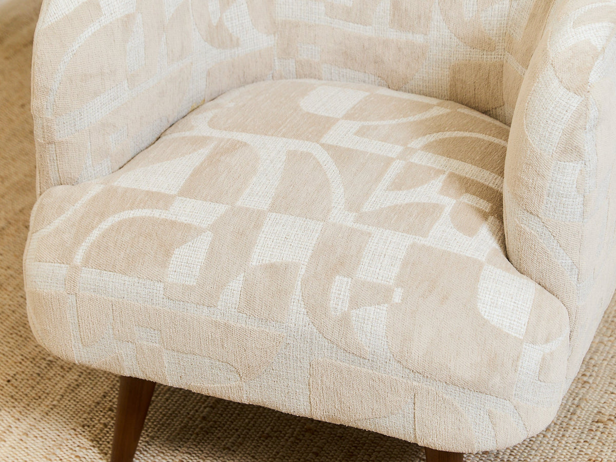 Sabin Swivel Chair in Kali Porclain