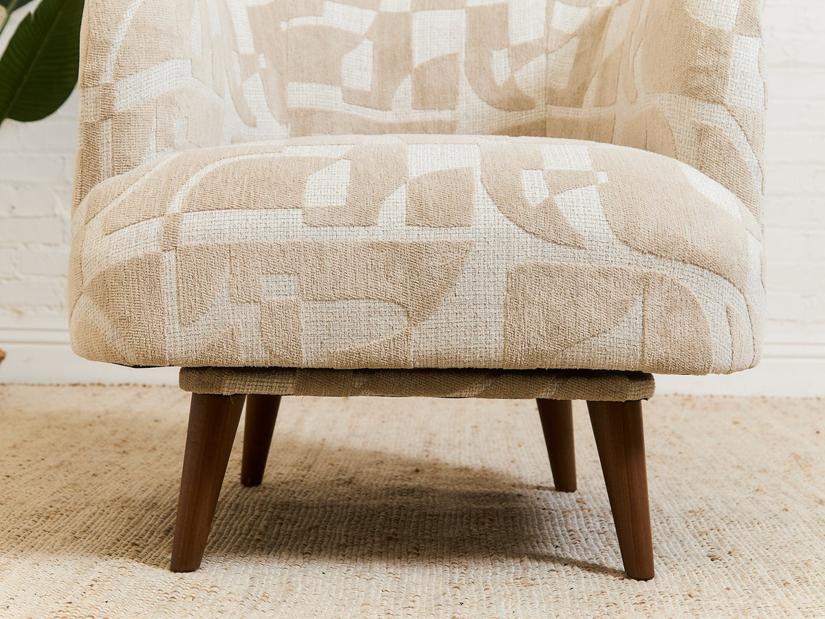 Sabin Swivel Chair in Kali Porclain
