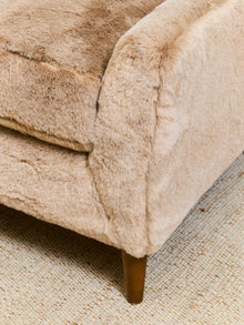 Maddox Chair in Faux Fur Fawn