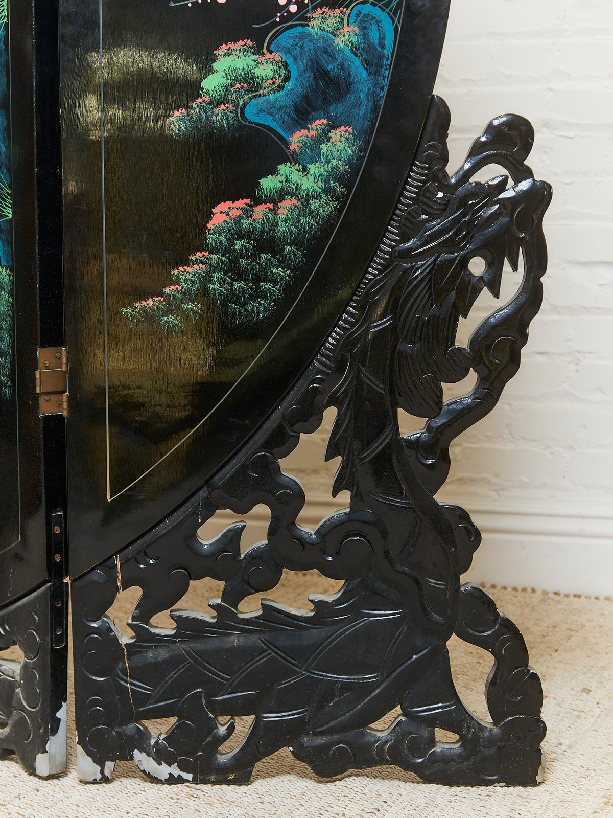 Round Jade Chinese Vintage Carved Screen Room Divider