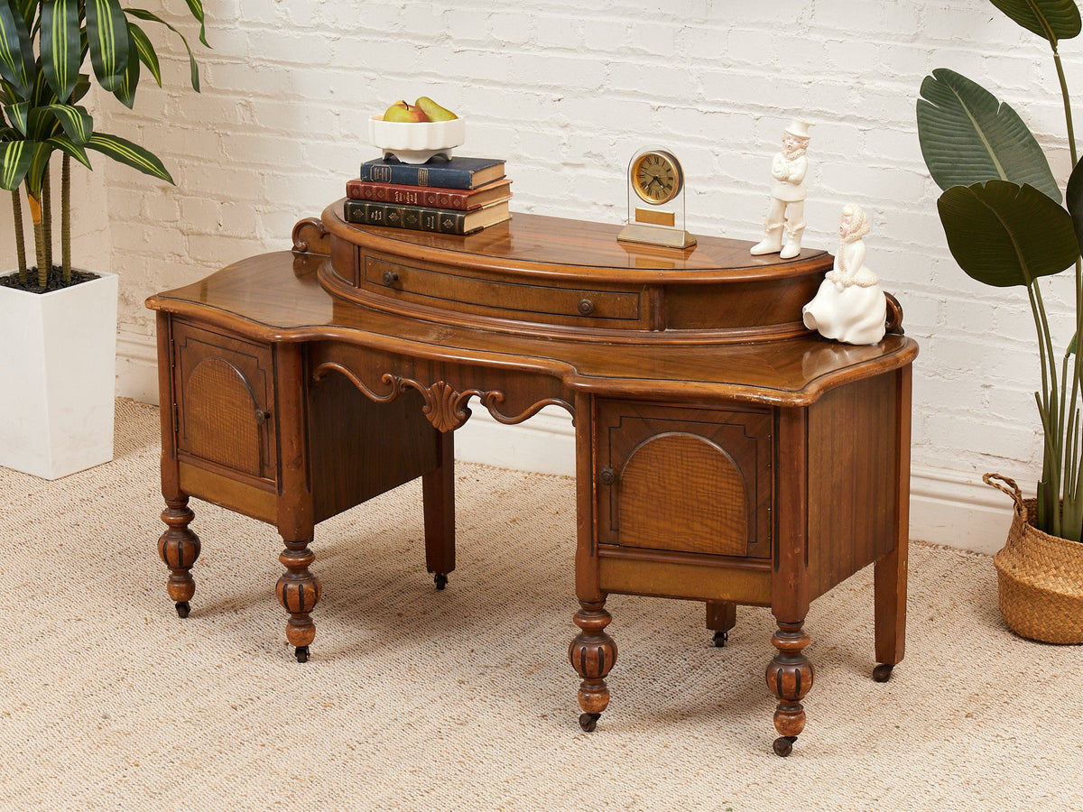 Vintage Antique Vanity