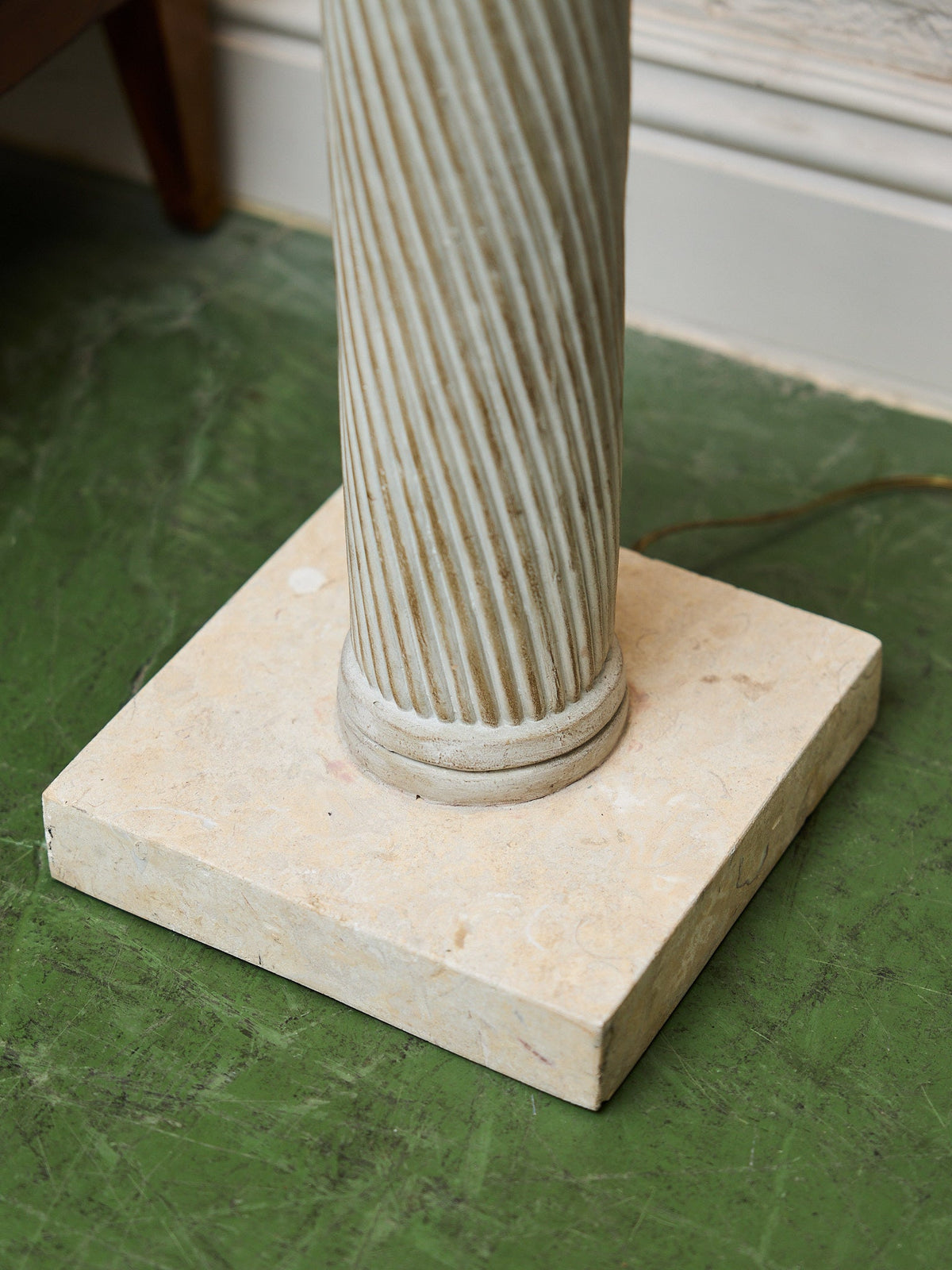 1980s Vintage Plaster Spiral Floor Lamp
