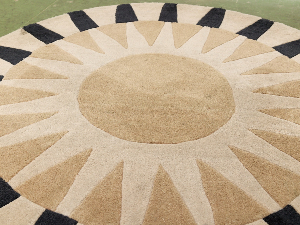 Contemporary Graphic Sunburst Round Area Rug