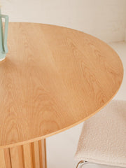 Dalia Round Table in Blonde