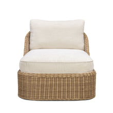 Axel Boucle Outdoor Lounge Chair