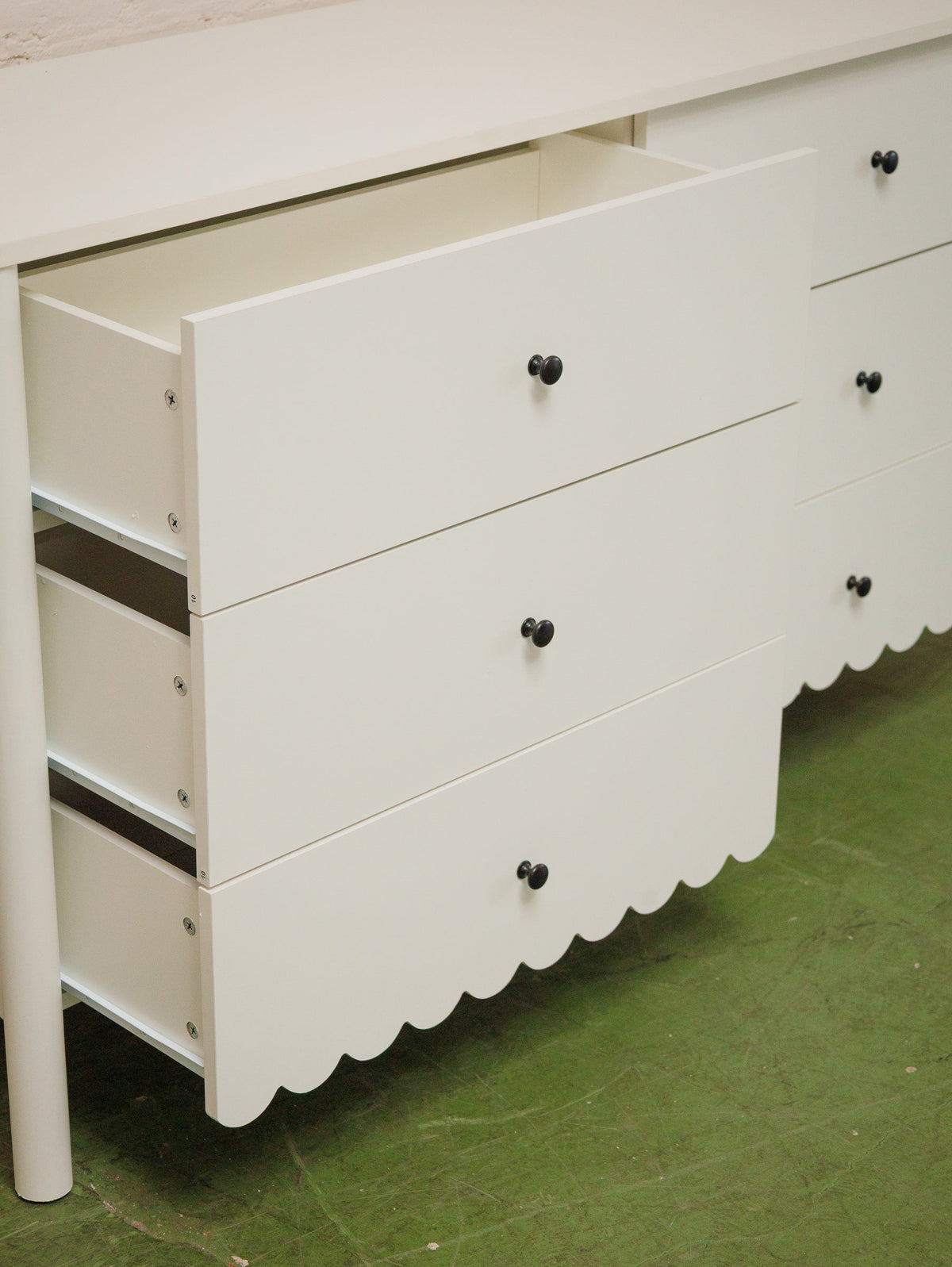 Dixieland Dresser in White
